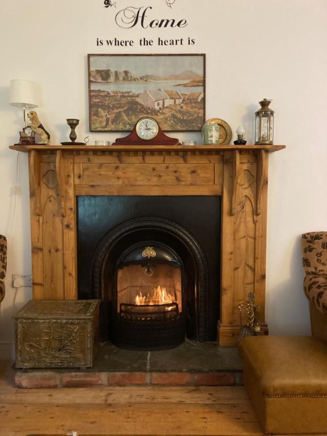 The Old Post Office Lodge 에니스킬런 외부 사진